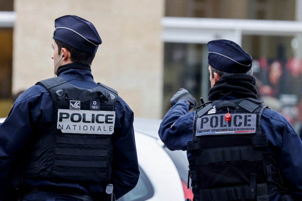 Γαλλία: Συναγερμός στις αρχές – Εκλάπη από τρένο τσάντα με σχέδια ασφαλείας των Ολυμπιακών Αγώνων