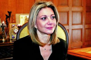 Μάνα