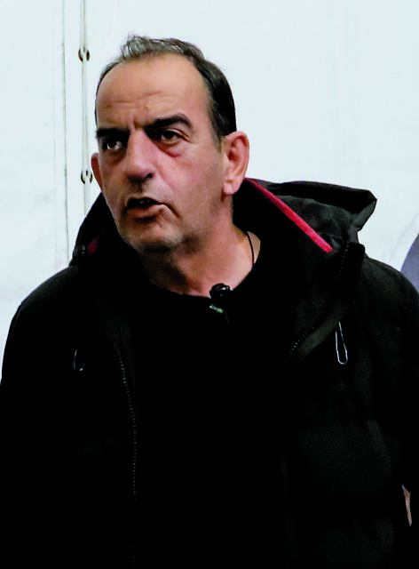 Με το βλέμμα στη Νίκαια