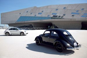 Volkswagen Beetle: Το αυτοκίνητο του Λαού πριν 88 χρόνια πήρε σάρκα και οστά