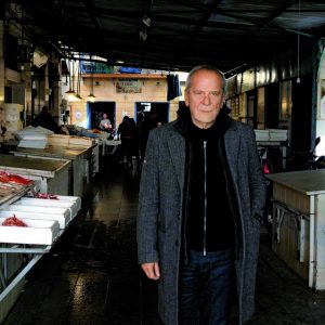 «Γράφω τον πόνο μου χωρίς φίλτρα»