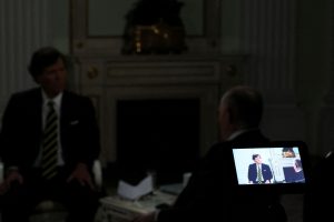 The Wall Street Journal: «Ο Πούτιν είναι νεκρός, τη συνέντευξη έδωσε σωσίας του»