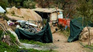 Κορινθία: Ερωτήματα για τον παλαιοχριστιανό που έκανε τηλεργασία από τη σπηλιά