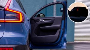 Tο σύστημα Door Opening Alert ειδοποιεί τους επιβάτες ΙΧ όταν περνάει ποδηλάτης