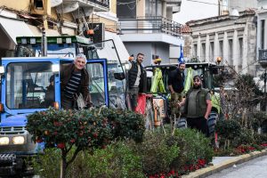 Πορεία για Αθήνα χαράσουν οι αγρότες – Δεν ικανοποίησαν τα μέτρα της κυβέρνησης