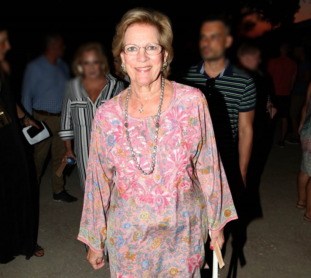 Η κομψή εμφάνιση της Άννας Μαρίας στη Μεγάλη Βρεταννία