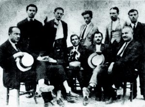 Μια ζωή μεταξύ ανιδιοτέλειας και αυταπατών