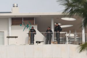 Γλυφάδα: Πώς οδηγήθηκε στο δολοφονικό αμόκ ο 76χρονος επιστάτης