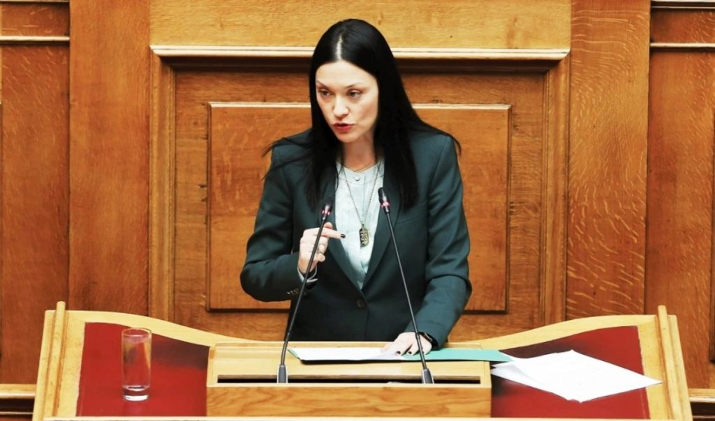 Γιαννακοπούλου: Η Βουλή θα στείλει σήμερα ηχηρό μήνυμα σεβασμού για ισότητα και ανθρώπινα δικαιώματα
