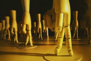 Avatars, ρομπότ και AI: Είναι η καινοτομία η απάντηση στην εργασιακή κρίση;