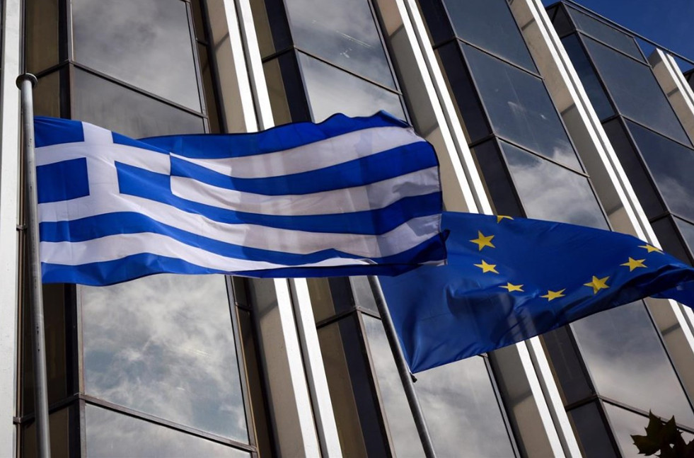 Κομισιόν για Ελλάδα: Ανάπτυξη 2,3% και πληθωρισμός 2,7% για φέτος [πίνακες]