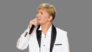 «Ζούμε σε μια fake καλλιτεχνική πραγματικότητα»