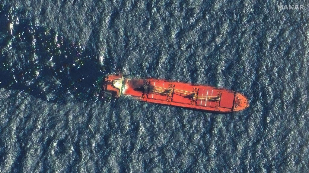 Ερυθρά Θάλασσα: Γεγονός η πρώτη βύθιση πλοίου από τους Χούθι – Αυτό είναι το βρετανικό Rubymar