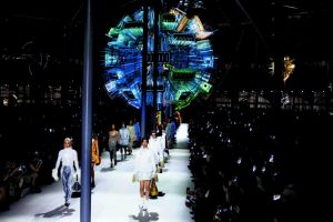 Η Μόδα γιορτάζει μαζί με τις γυναίκες…