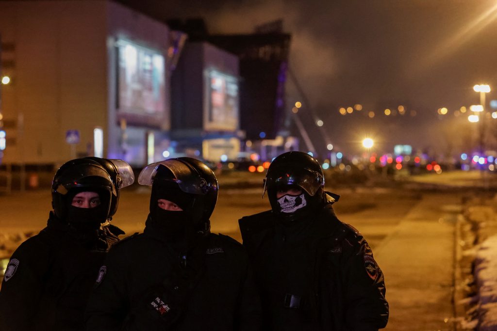 Το μακελειό στη Μόσχα φανερώνει την ψευδαίσθηση ασφάλειας της Ρωσίας και αποκαλύπτει τις αδυναμίες του Πούτιν