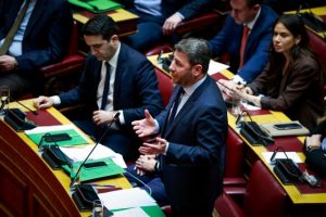 Ανδρουλάκης: Όσοι χειροκρότησαν τον Καραμανλή, είναι απολύτως υπεύθυνοι