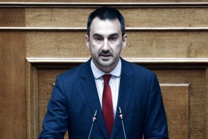 Αλέξης Χαρίτσης: «Ο Μητσοτάκης οφείλει να έρθει στη Βουλή και να απολογηθεί»