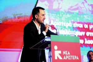 Πίσω από τις κάμερες