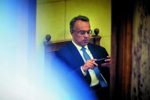 Η αδιέξοδη δυσπιστία