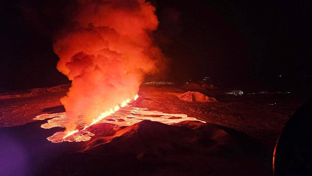 Δυσοίωνη πρόβλεψη για το ηφαίστειο στην Ισλανδία – «Η λάβα μπορεί να χυθεί στον Βόρειο Ατλαντικό»