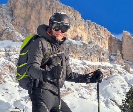 Ιταλία: Σκιέρ επέζησε θαμμένος κάτω από χιονοστιβάδα για 23 ώρες