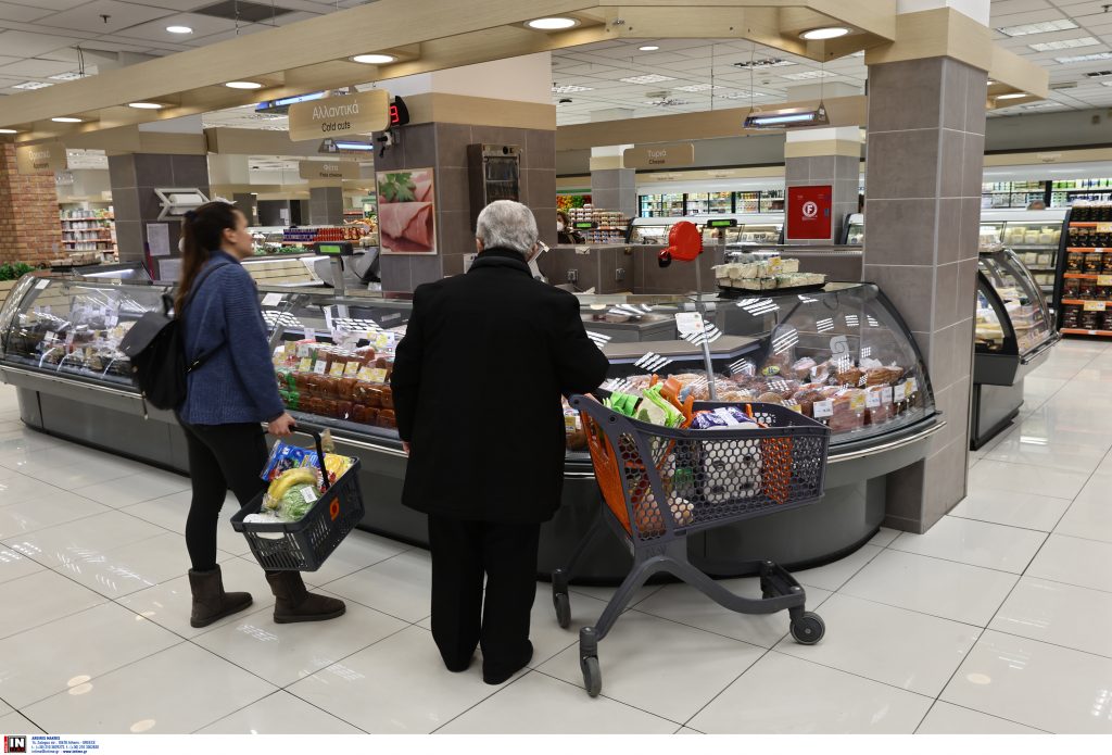 Πληθωρισμός: Στο 2,9% με ανατιμήσεις 6,7% στα τρόφιμα