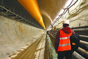 Σήραγγα 800 μέτρων από τον πρώτο μετροπόντικα