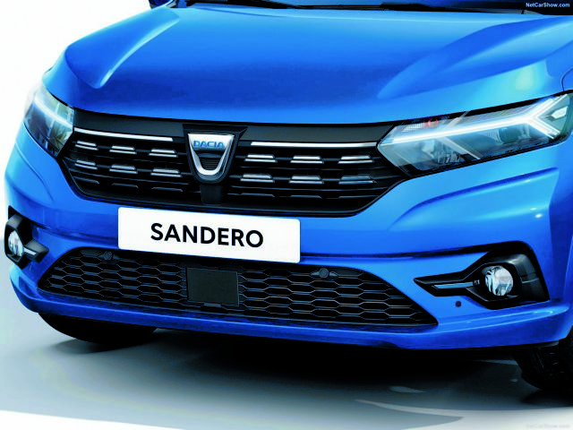 Dacia: Στην πρίζα το Sandero