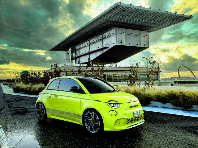 Μέτριες πωλήσεις για το FIAT 500e