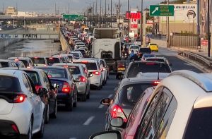 Κίνηση στους δρόμους: Χάος στον Κηφισό μετά από καραμπόλα – Κυκλοφοριακό κομφούζιο και στην Αττική Οδό