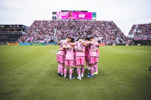 H TUDOR επιλέγει ροζ χρώμα για την INTER MIAMI FC