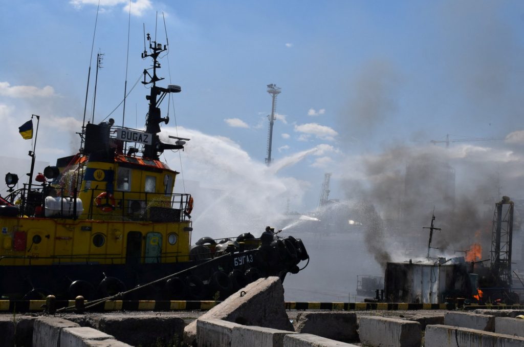 Οδησσός: Η στιγμή της ρωσικής επίθεσης κοντά στην ελληνική αποστολή