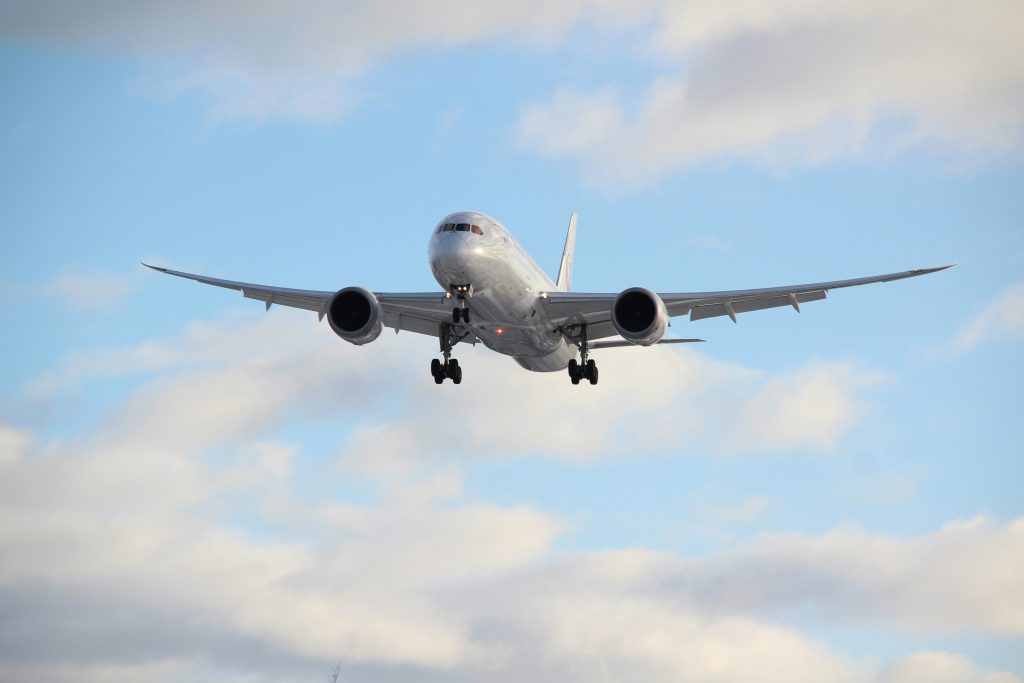 Τρόμος σε πτήση από Σίδνεϊ για Ώκλαντ – 50 τραυματίες από «ισχυρές αναταράξεις»