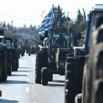 Μπλόκα στις εθνικές οδούς αποφάσισαν οι αγρότες – Κλείνουν λιμάνια και τελωνεία