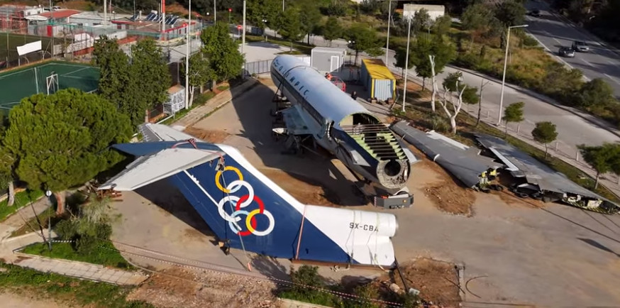 Ραντεβού στο αεροπλάνο – Boeing 727 της Ολυμπιακής γίνεται έκθεμα προς επίσκεψη από τον κόσμο