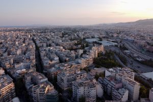 «Κλείδωσαν» οι αλλαγές στην Golden Visa – Μπαίνει μπλόκο στα Airbnb
