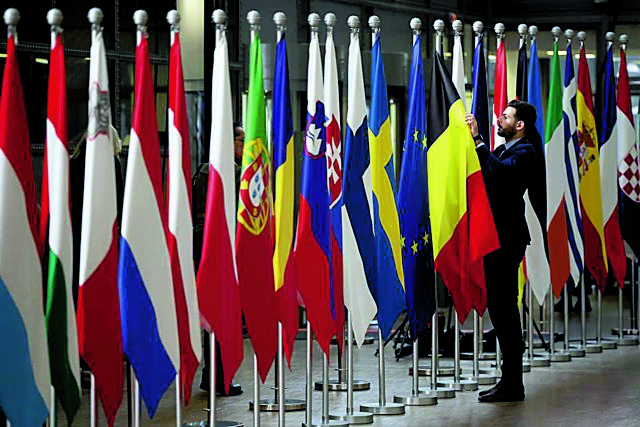 Ποιοι μείναμε Ευρώπη;