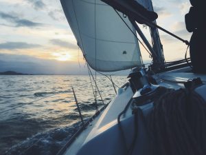 Ζευγάρι για να γλιτώσει το ενοίκιο μετακόμισε σε ιστιοφόρο