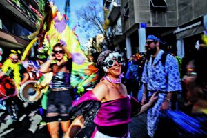 Ανοίγει το Τριώδιο: Πότε είναι Τσικνοπέμπτη και Καθαρά Δευτέρα