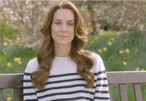 Η Κέιτ Μίντλετον έγραψε μόνη της κάθε λέξη από το video