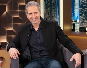 Κρίσιμη η κατάσταση της υγείας του Δημήτρη Κόκοτα – Κατέρρευσε σε τηλεοπτικό γύρισμα