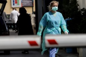 Κορονοϊός: Σημάδια ύφεσης της πανδημίας –  Τέσσερις θάνατοι την τελευταία εβδομάδα