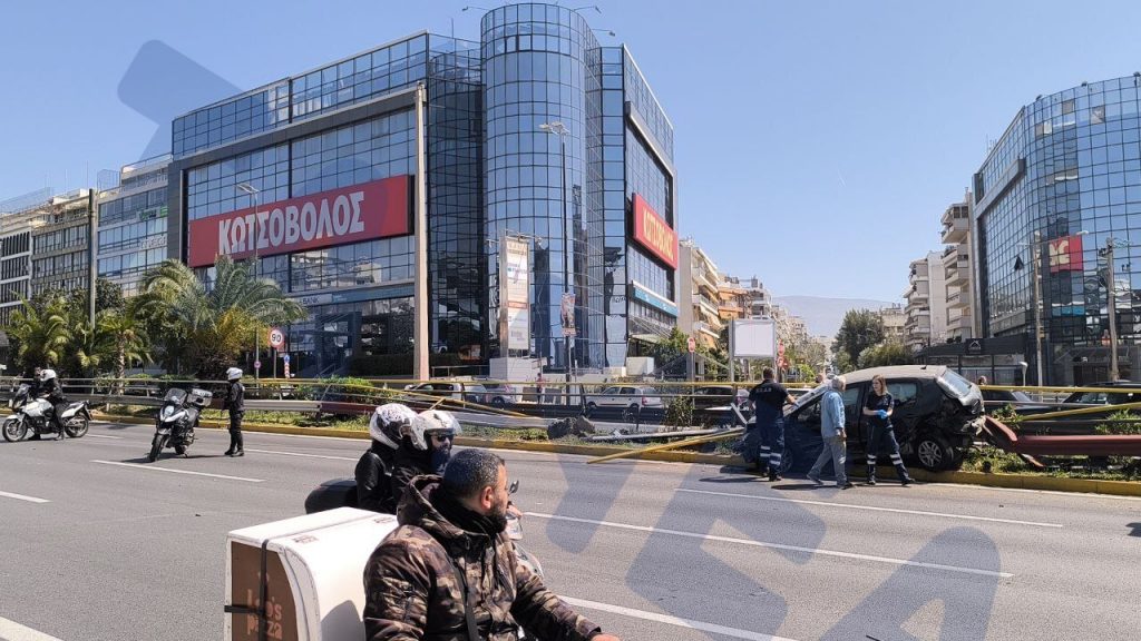 Σοκαριστικό τροχαίο στη λεωφόρο Συγγρού – Δείτε εικόνες και βίντεο