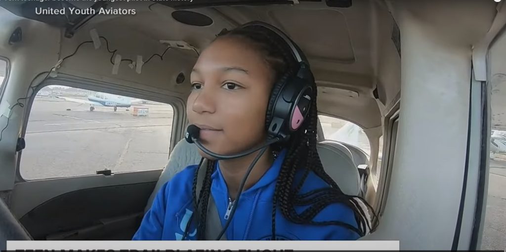 Αυτή είναι η νεότερη πιλότος στην ιστορία των ΗΠΑ