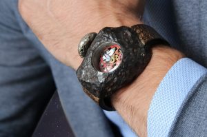 Ρολόι φτιαγμένο από… αστεροειδή κοστίζει εκατομμύρια ευρώ 