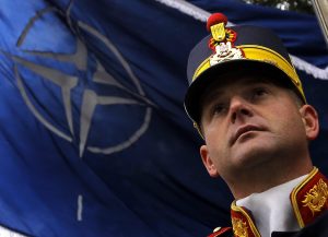 Η μεγαλύτερη Βάση του ΝΑΤΟ «περπατάει» προς τη Ρωσία
