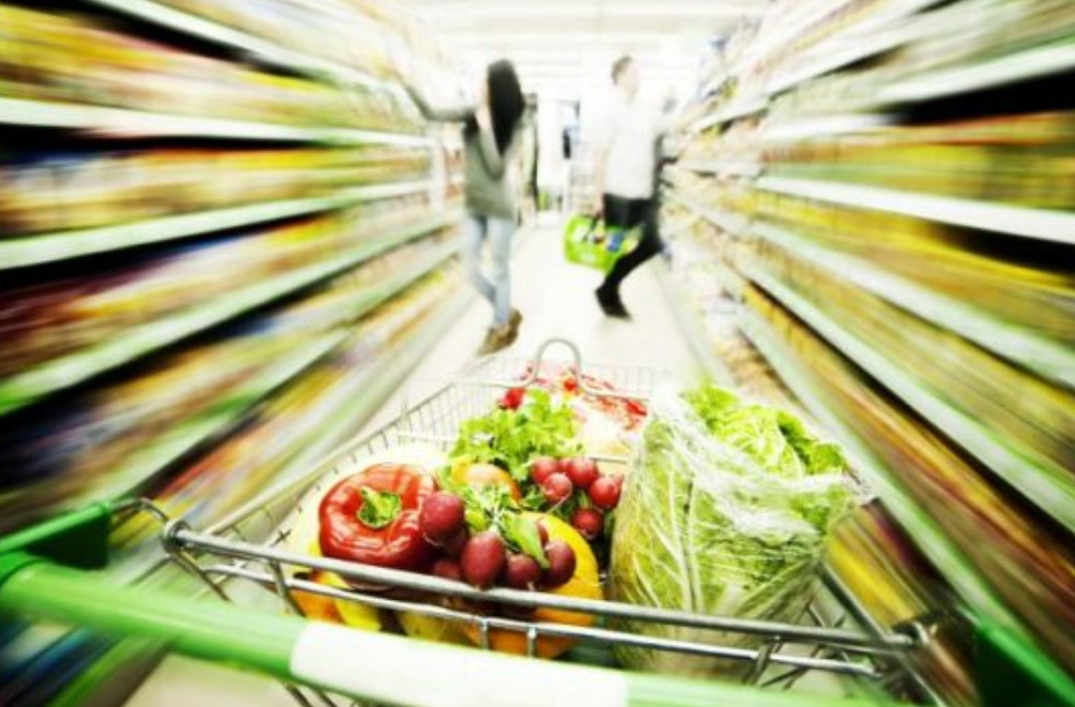 Έρευνα: Πόσο αυξήθηκαν οι τιμές στα ράφια πριν τα μέτρα για την ακρίβεια