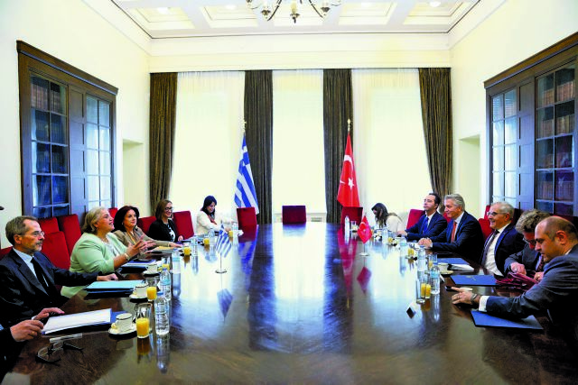 Ελληνοτουρκικά: Πρεμιέρα για τον οδικό χάρτη