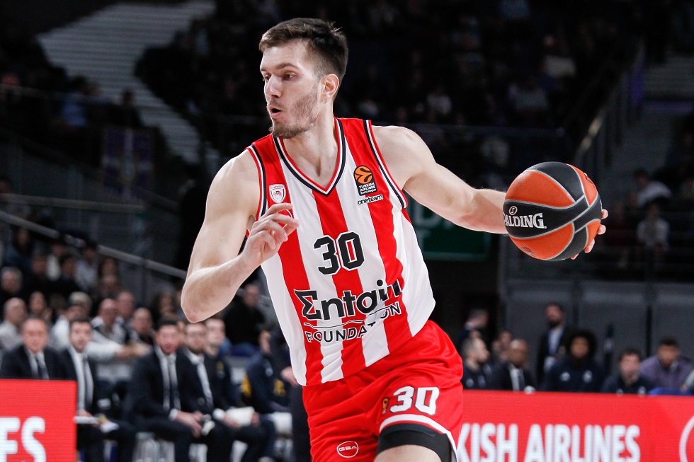 Βγήκε η μαγνητική του Πετρούσεφ – Τα νεότερα με τον τραυματισμό του