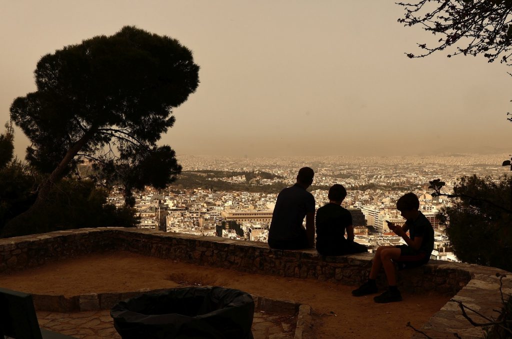 Αφρικανική σκόνη: Διαφωνία ΕΜΥ – Αστεροσκοπείου για νέο κύμα